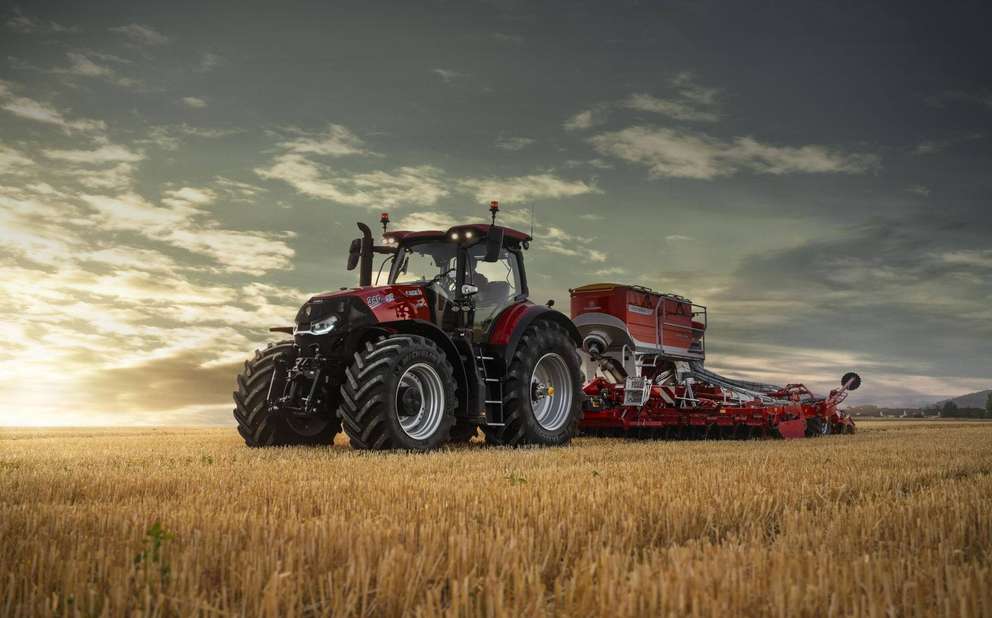 _caseih_optum_340_cvxdrive_0721_at_a7402144_ret-1_4726_3873_crop