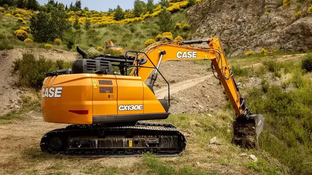 E-Series Crawler Excavators