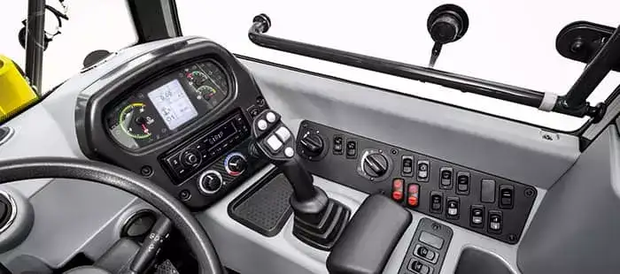 compact-wheel-loaders-cab-and-comfort-01b
