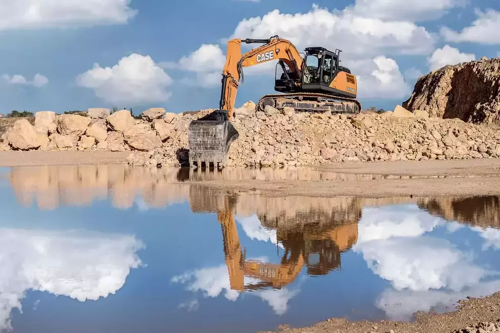 D-Series Crawler Excavators