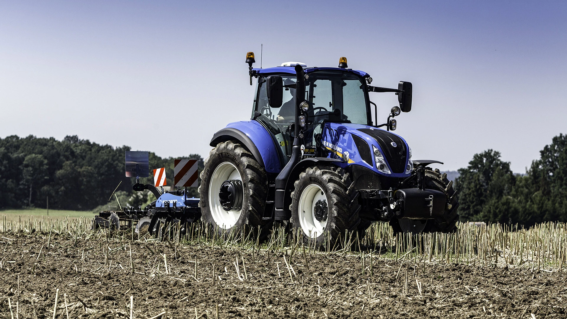 Tractors T5.S Electro Command | New Holland ZA