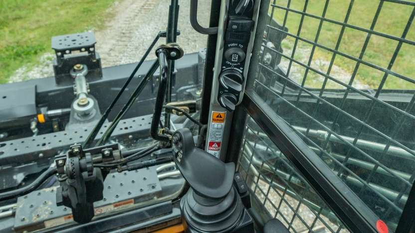 Compact Dozer Loader cab