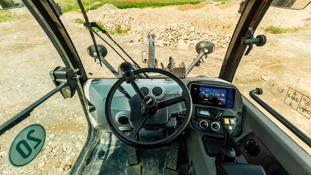 CASE launches F-Series Evolution Compact Wheel Loaders 