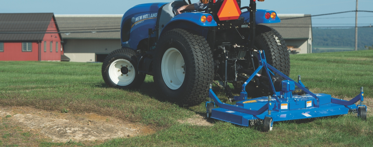 Rear-Mount Finish Mowers - Media Gallery