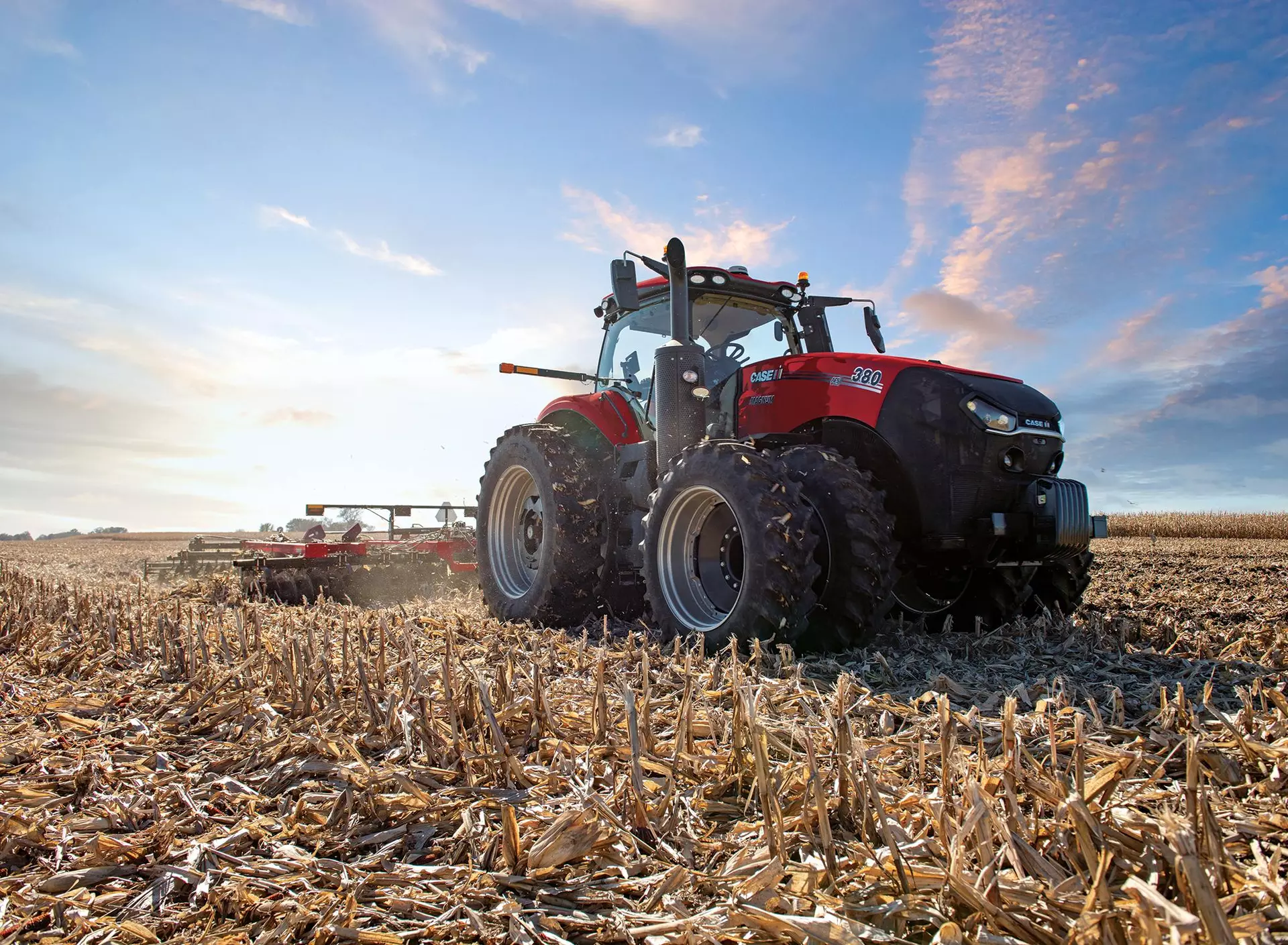 Case-IH Rolls Out New 'Connected' Magnum