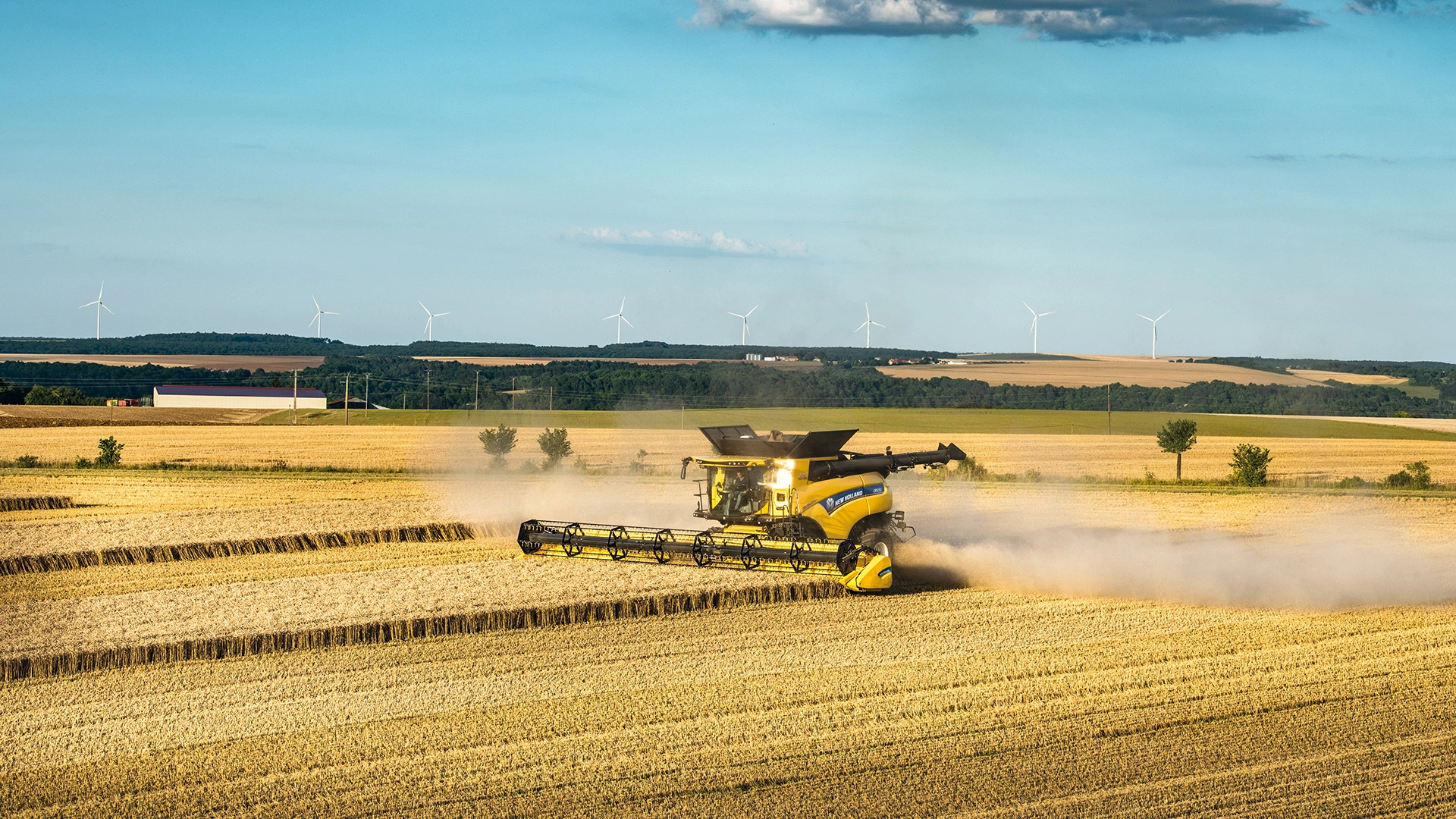 New Holland's CR Revelation combine maximising yield with its precision header