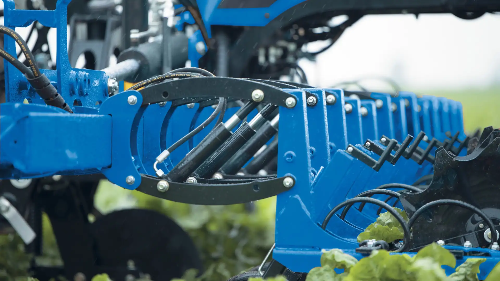 CULTIVADORES ENTRE LINEAS SRC Y SRC SMARTSTEER™