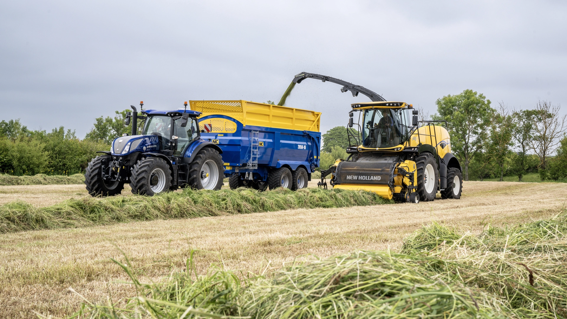 Forage Harvesters 476 to 911Hp: FR Range | New Holland UK