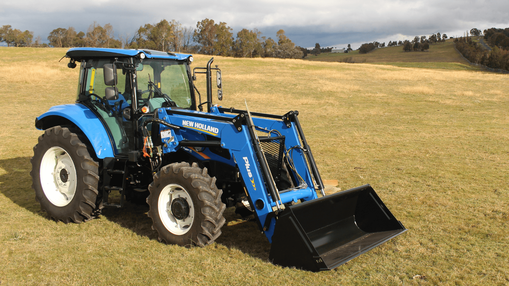 T5.S 110 Electro Command™ tractor sitting in Australian field