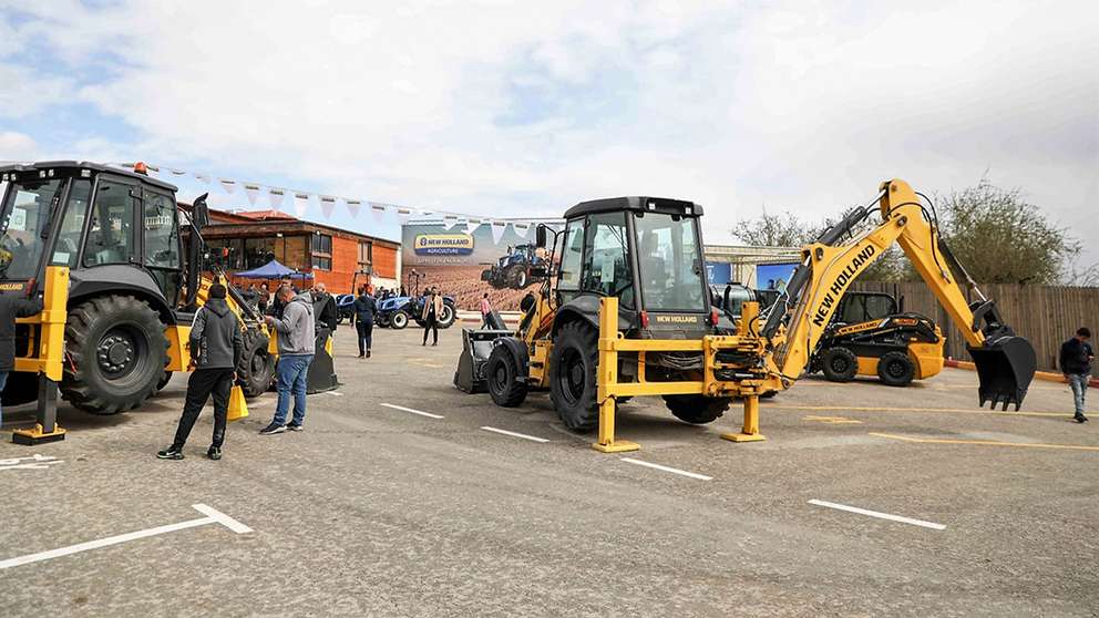 Customers from across Palestine flock to New Holland Dealer for Open Day
