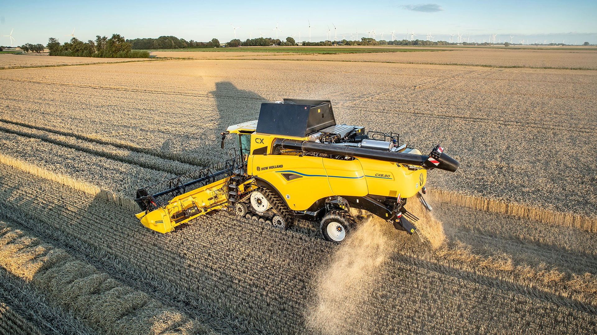 CX7 ＆ CX8 Combine Harvesters in action