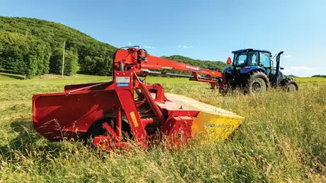 Discbine PLUS Center-Pivot Disc Mower-Conditioner