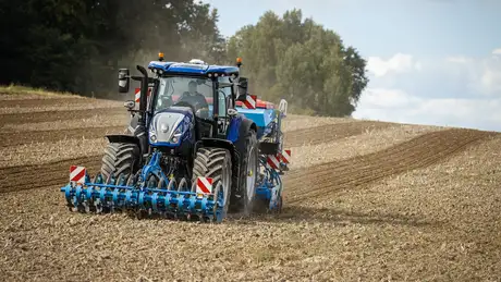 New Holland T7 SWB Farm Machine 2026 Audience Choice Award