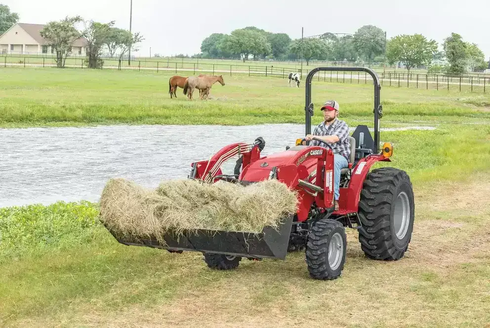 Farmall Compact 35A_3896_05-17