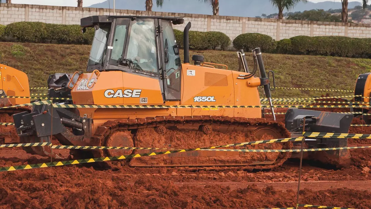 Dozer 1650L | CASE SEA