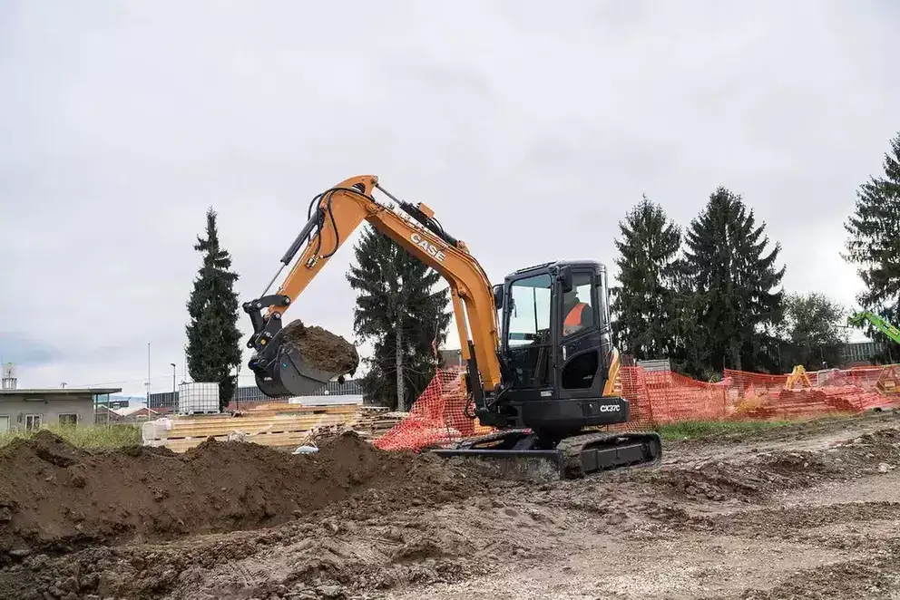 C-Series Mini-Excavators