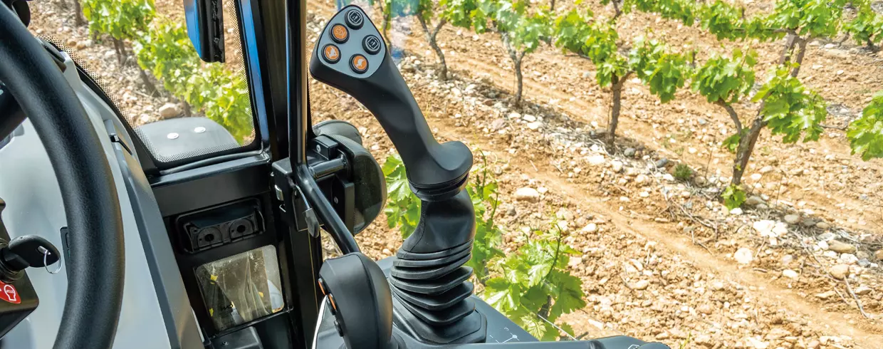 Orchard Tractors: T4 FNV - Tier 4A | New Holland AU