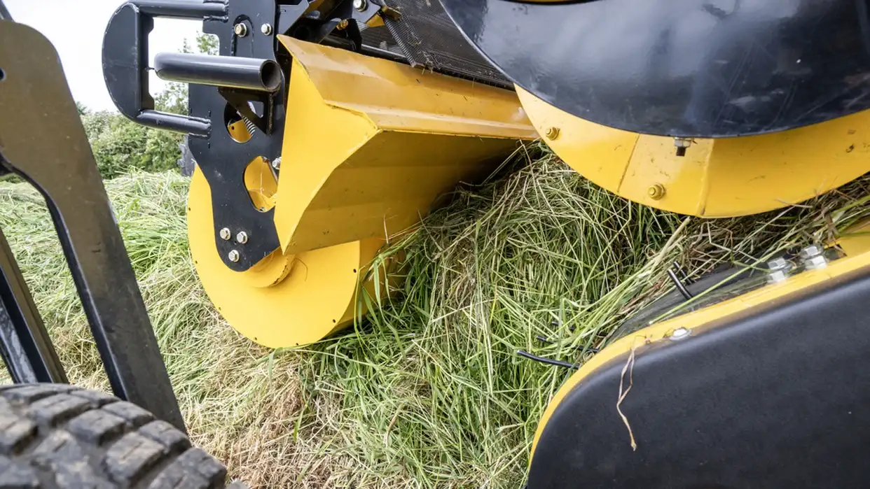 ULTRAFEED™ GRASS PICK-UP - Pick-up reel