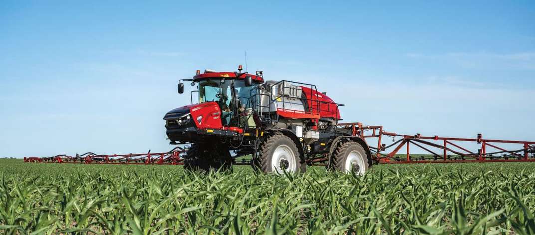 +CASE-IH_PATRIOT_SPRAYER_4350_crop