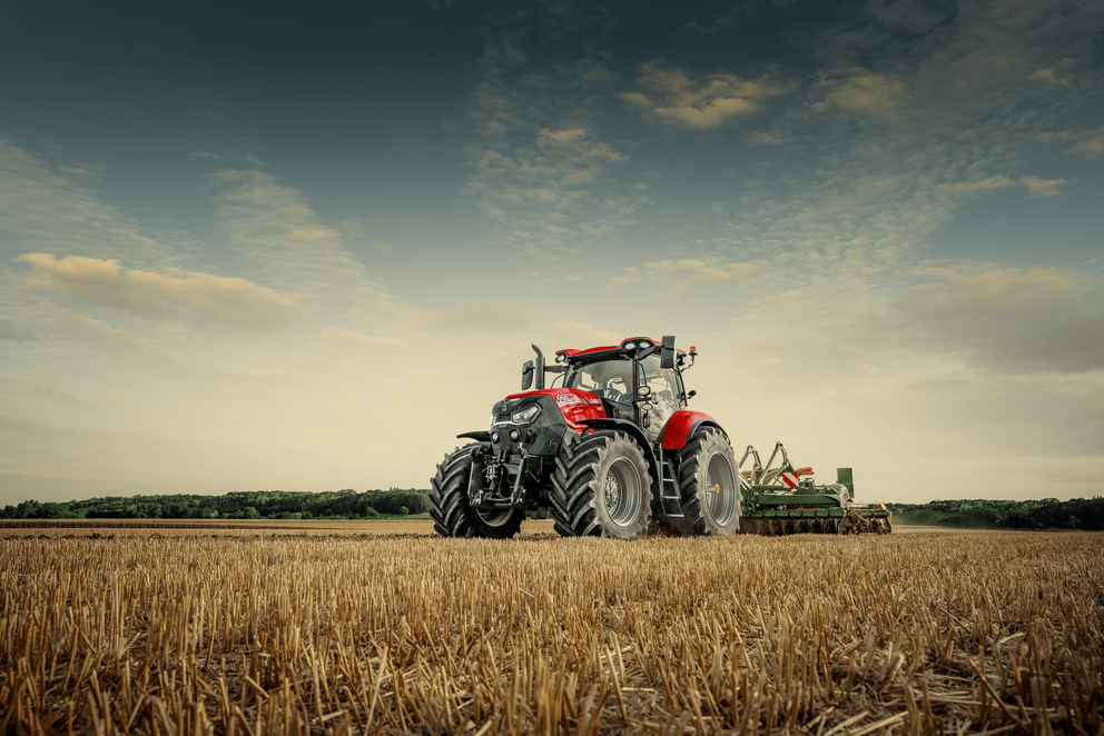 Puma_240_CVXDrive_AT_Cultivator_20_07_002