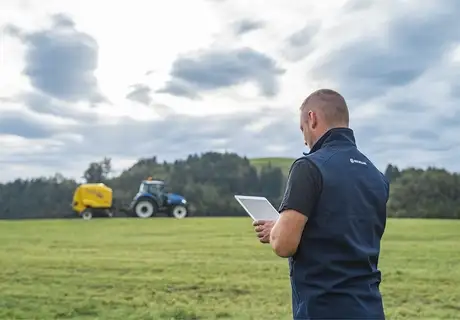 New Holland FieldOps™