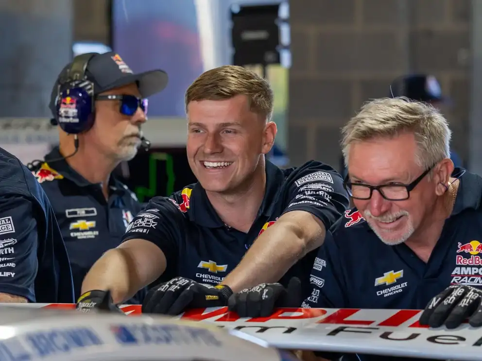 Bathurst Supercars experience an eye opener for Zac_705229.jpg