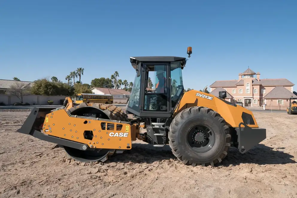 CASE SV213E Single Drum Vibratory Roller | CASE Construction Equipment
