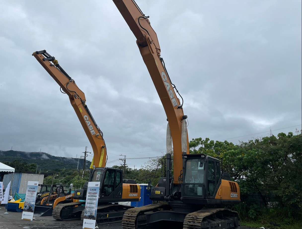 CASE construction equipment holds exhibition in Yilan County, Taiwan