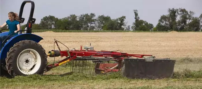 Râteaux de foin rotatifs ProRotor™ | New Holland CA