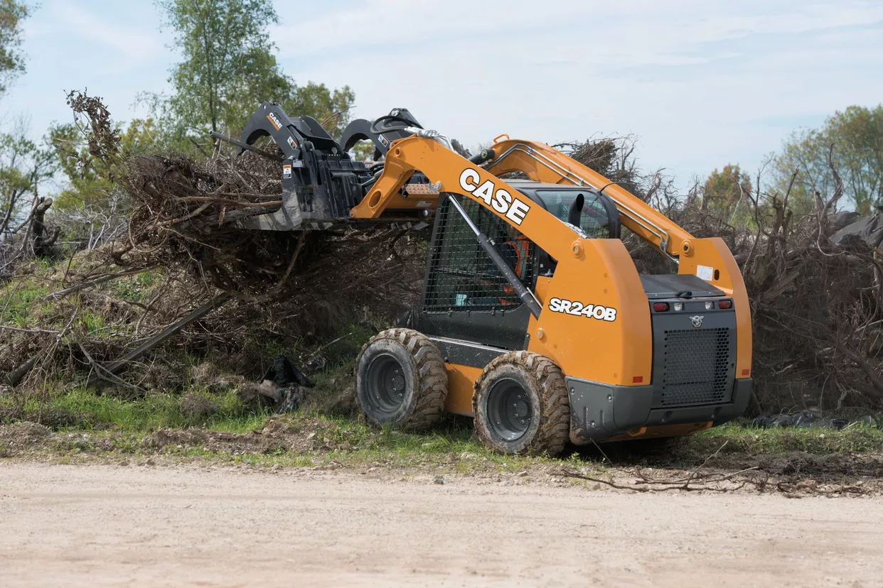 Skid Steers Loaders | B-Series | Case IH