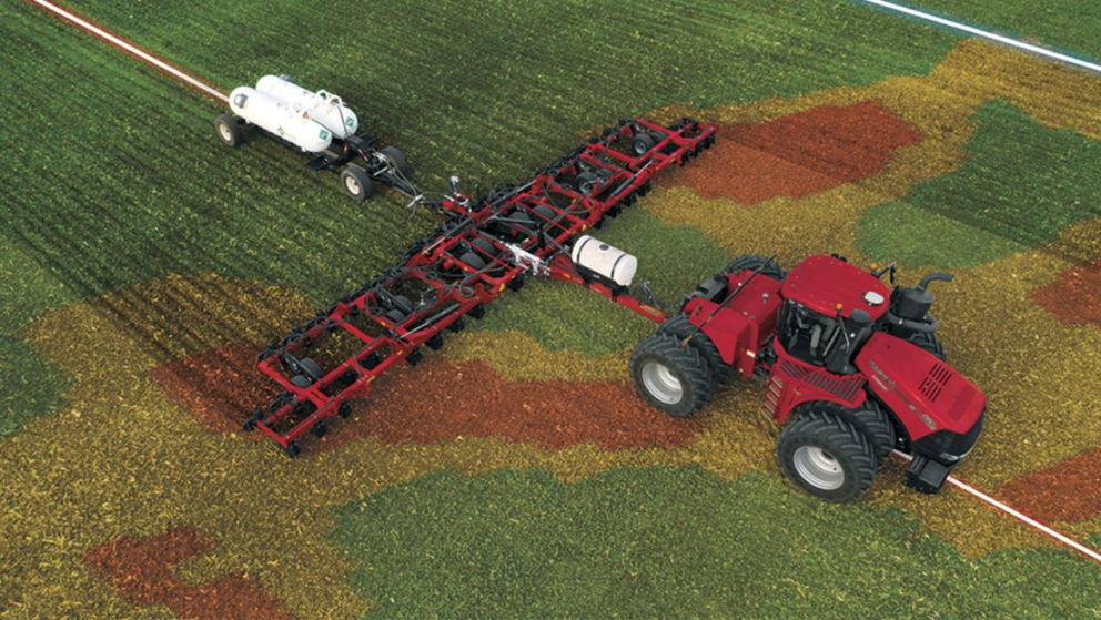 Steiger and Nutri-placer in multi-color field