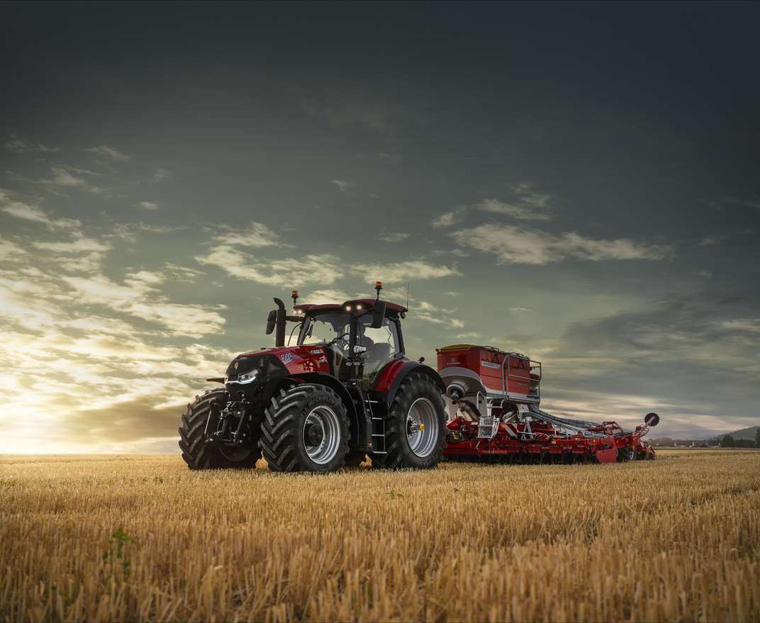Case IH_Optum 340_press_release_2.jpg