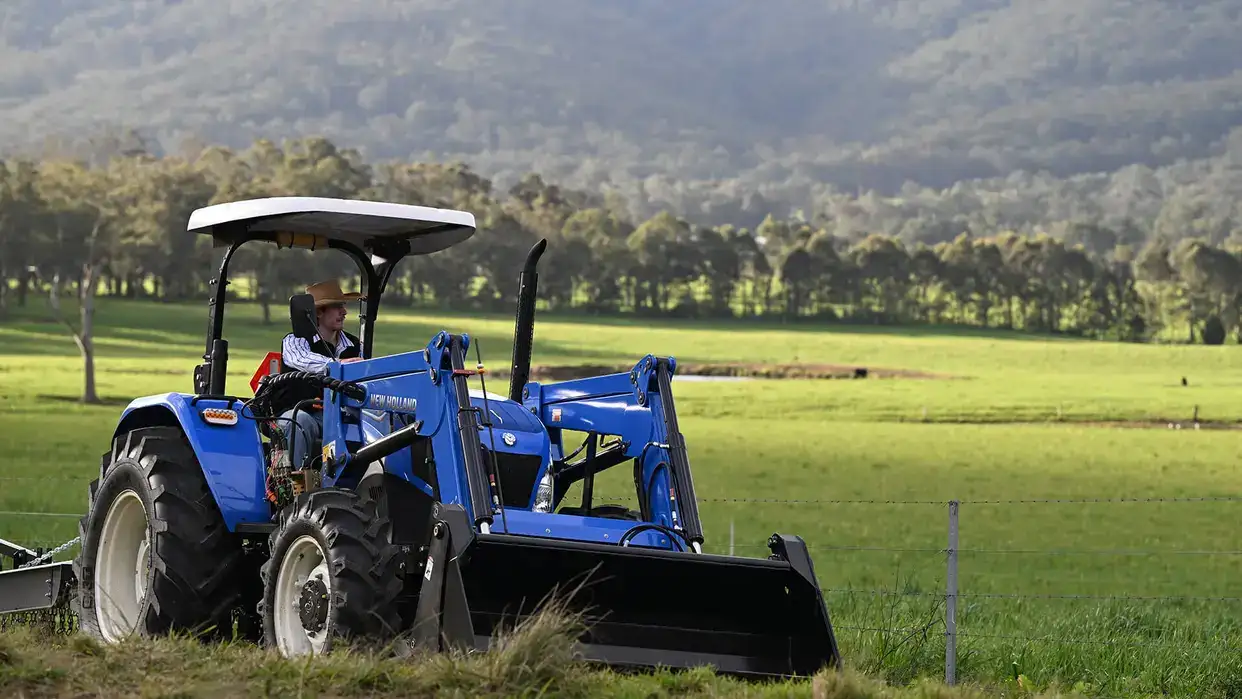 New Holland TT4 Tier 3 tractor working in Australian field