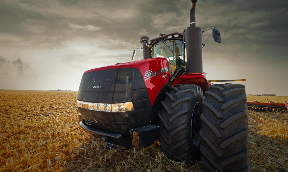 Steiger 555 tractor