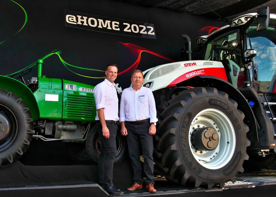 STEYR_Open_Days_Gunnar_Hauser_left_and_Peter_Friis_right.jpg