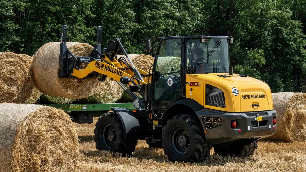 Photo of New Holland compact wheel loader engine