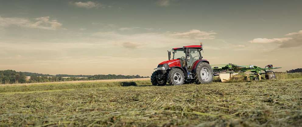 CaseIH_Farmall_A_0822_AT_Field_Shots_DSCF7773_1425x600