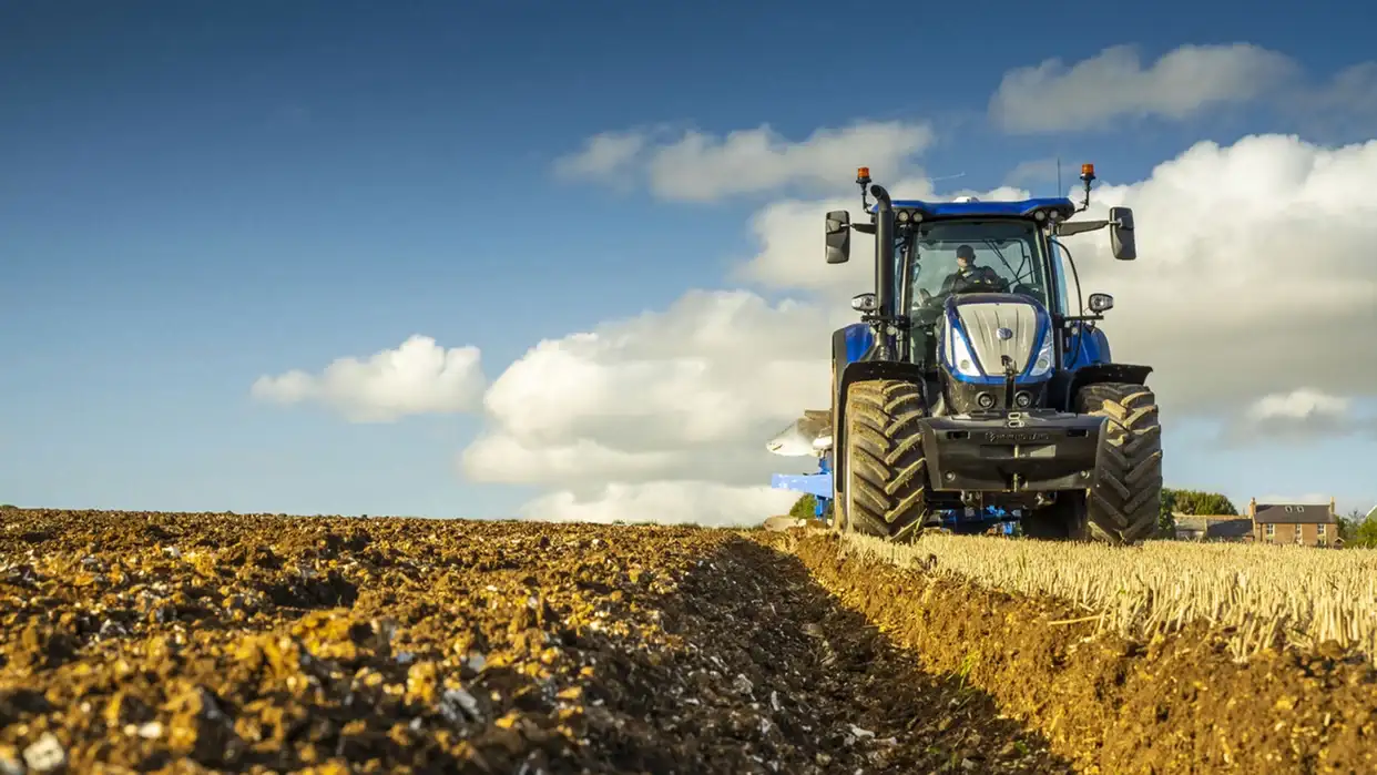 New Holland Guidance and machine Automation - New Holland PLM - (Precision Agriculture)