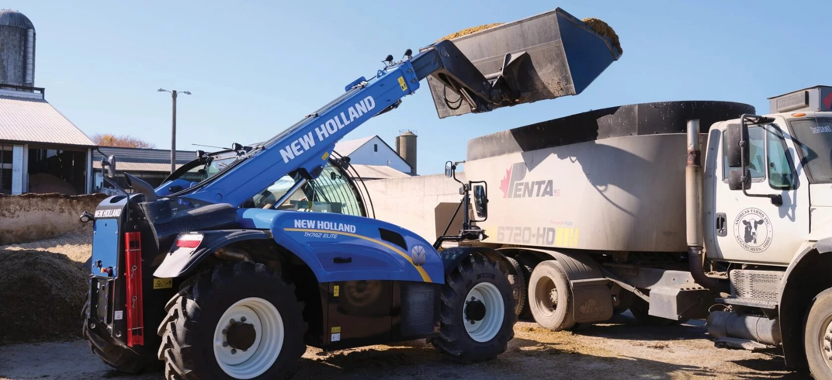 TH Series telehandler with bucket attachment