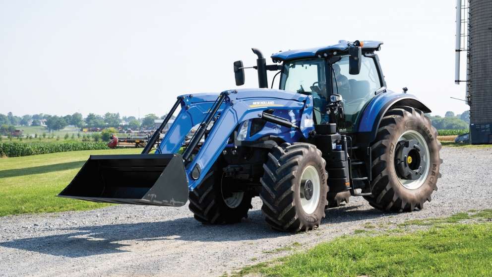 T7 Series tractor with loader