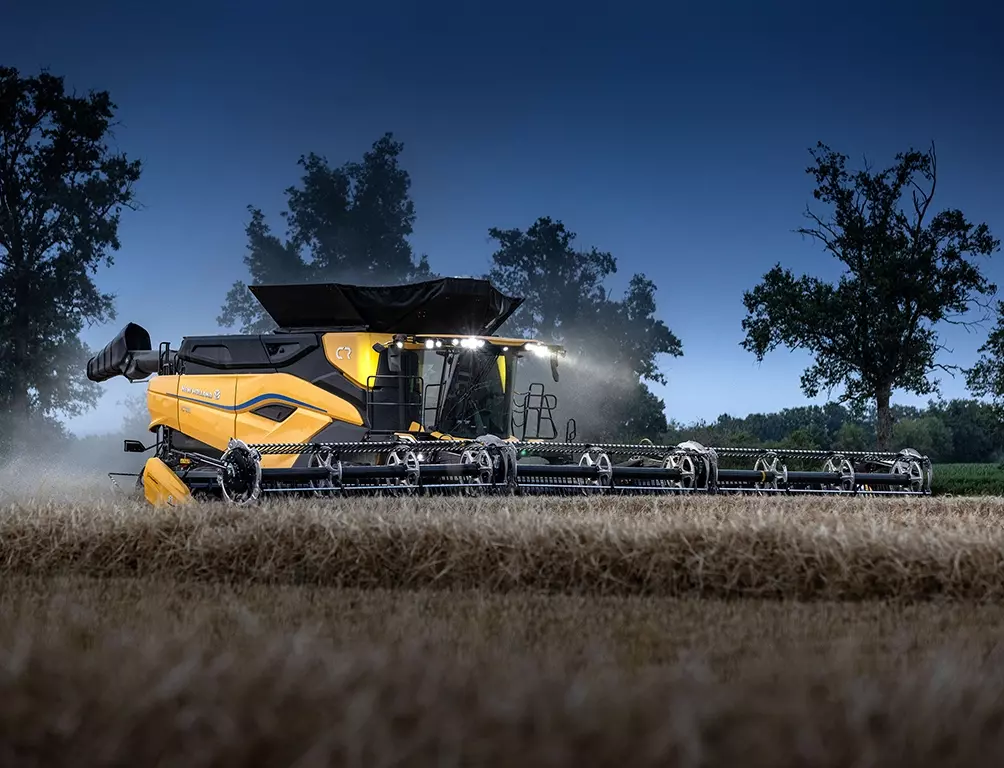 Combine Harvester CR10 & CR11 | New Holland AU