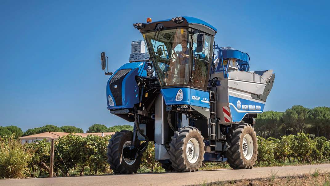 New Holland célèbre les 50 ans d'innovation Braud avec de nouvelles solutions performantes pour les vignobles au salon SITEVI 2025