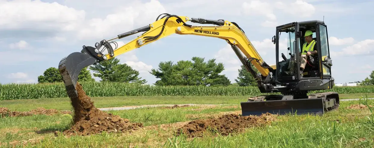 New Holland Construction Midi Excavator E70D