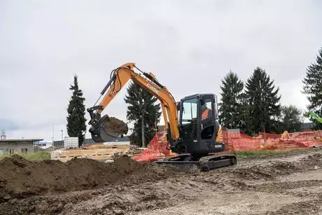 C-Series Mini-Excavators - CX37C
