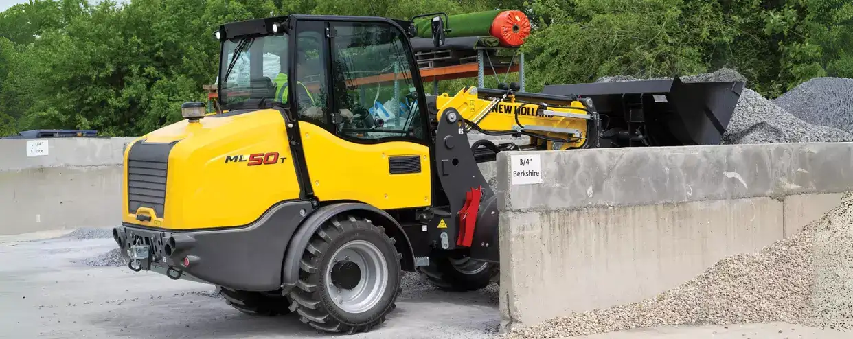 New Holland Construction Small Articulated Loader ML50T