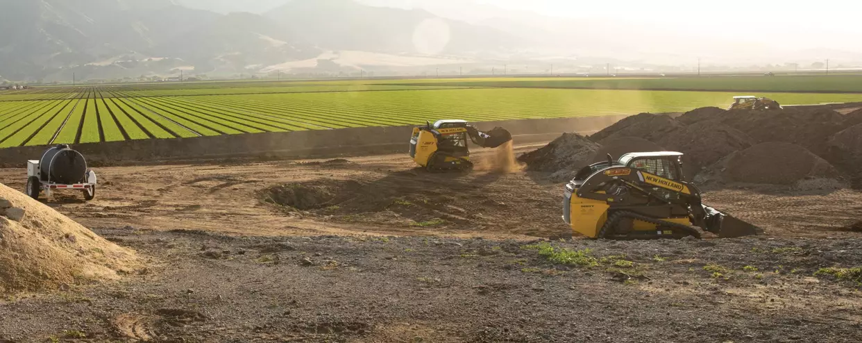 New Holland Construction Compact Track Loaders