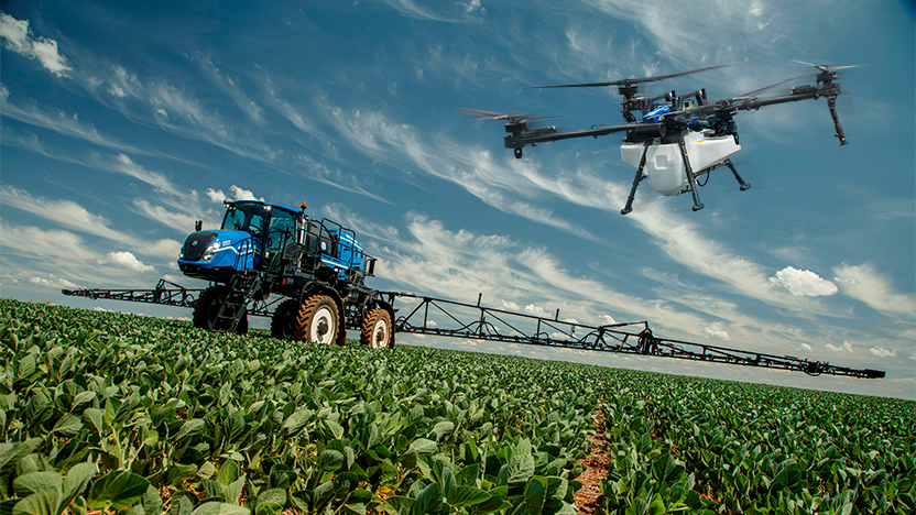 Pulverizador-campo-com-drone.png