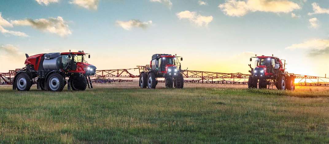 CASE-IH_PATRIOT SPRAYER FAMILY_resize.jpg