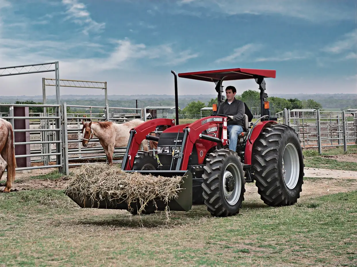 Farmall_65A_tractor_2423R1_03-11