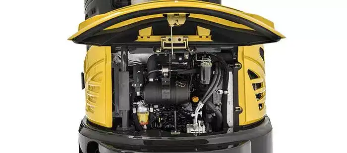 mini-crawler-excavators-engine-01